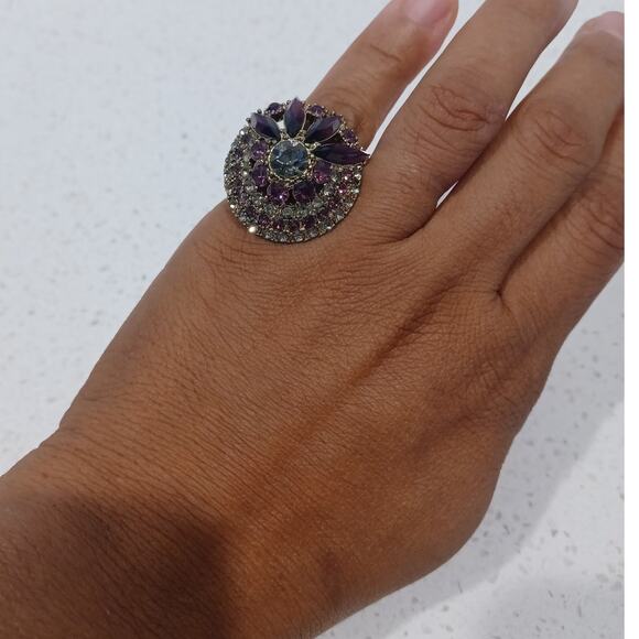 Nice Purple ring 6/7 not sure - Picture 1 of 4